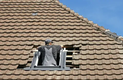 Pose de velux - Saint-Jean-de-Maurienne